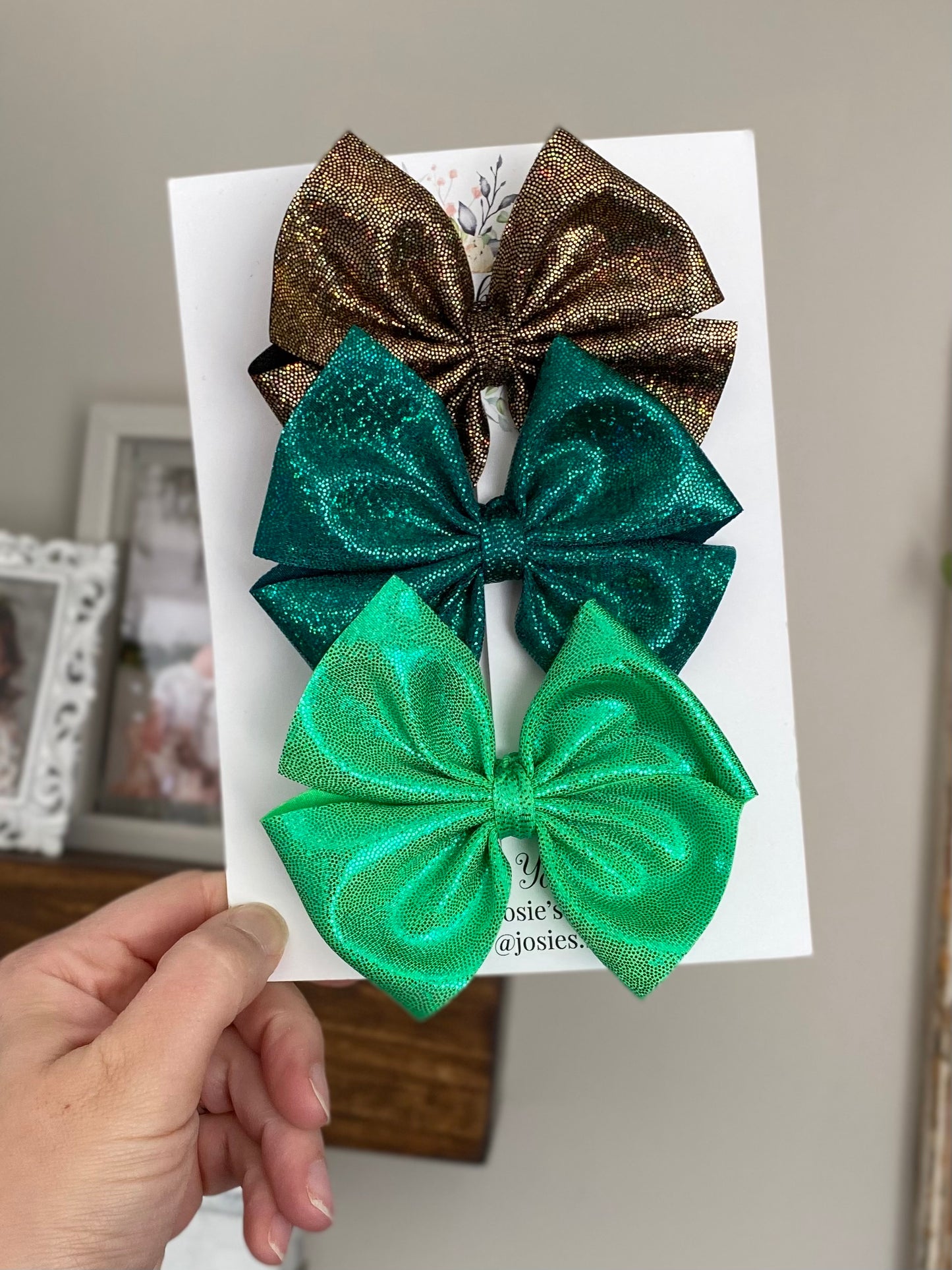 Holographic Greens Pinwheel Bows
