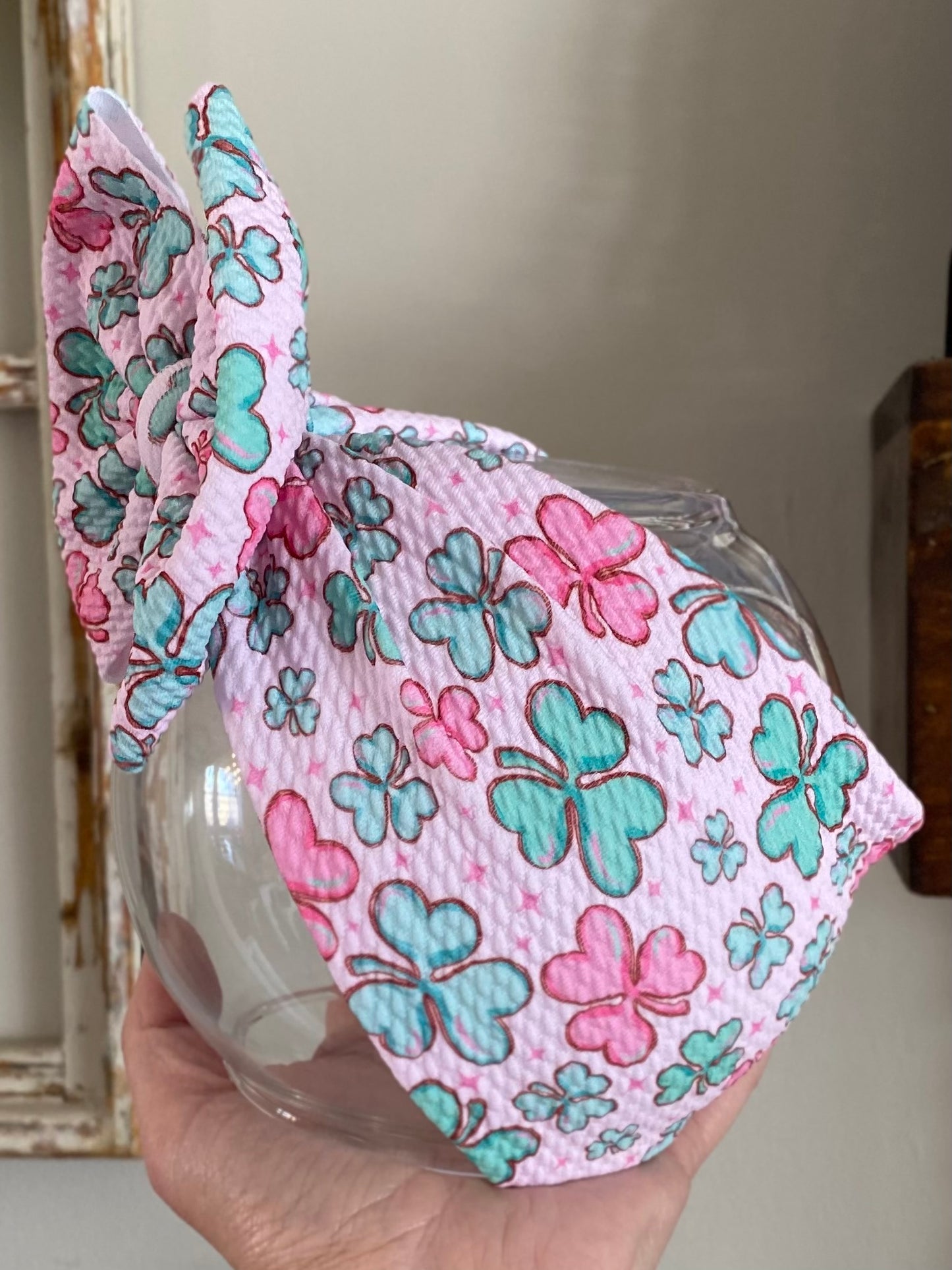 Pink Shamrock Wrap