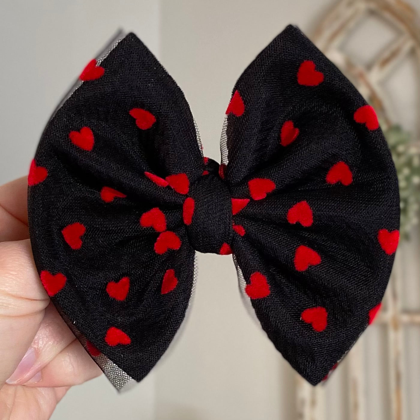 Heart Mesh Bow