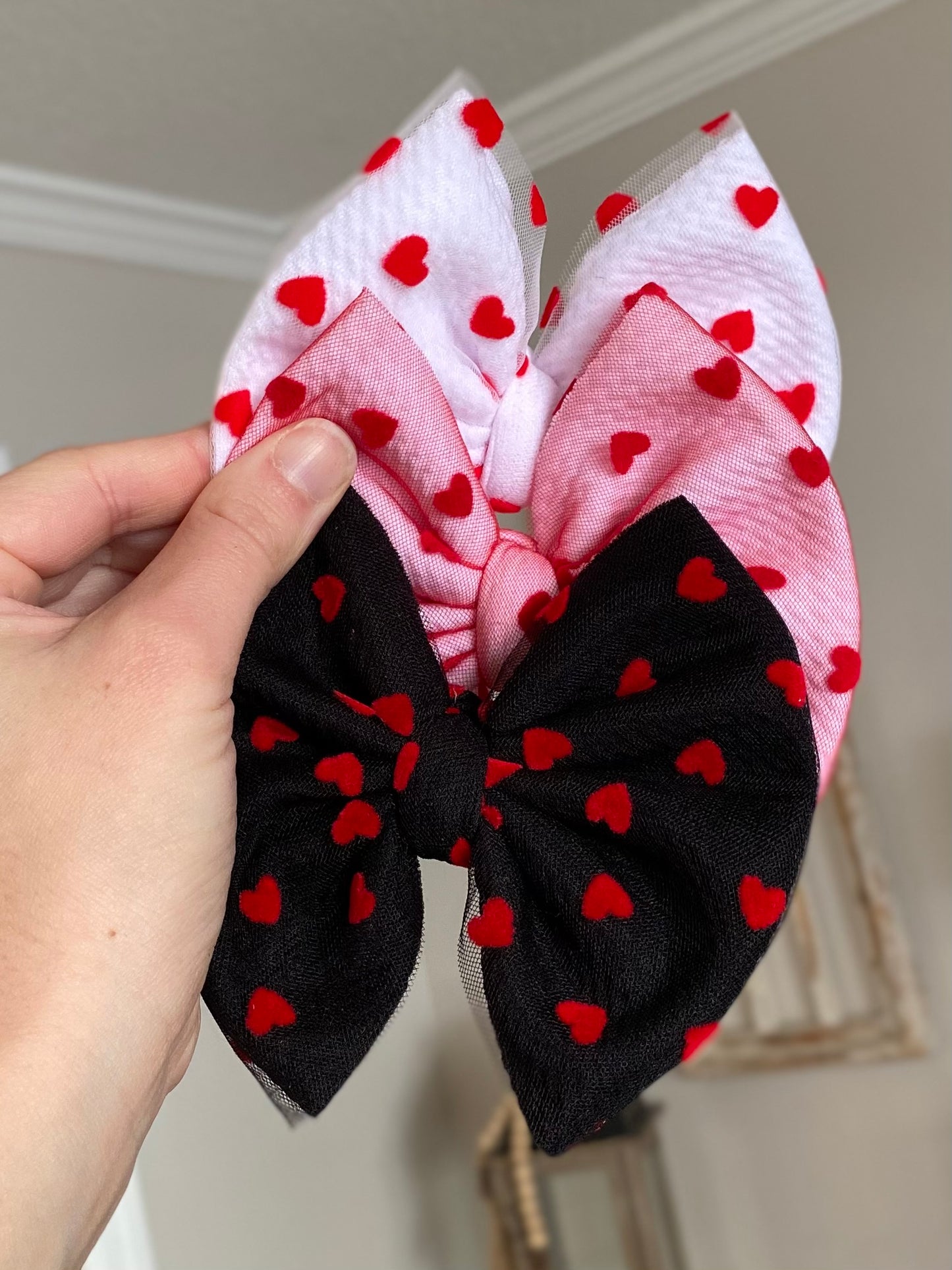 Heart Mesh Bow