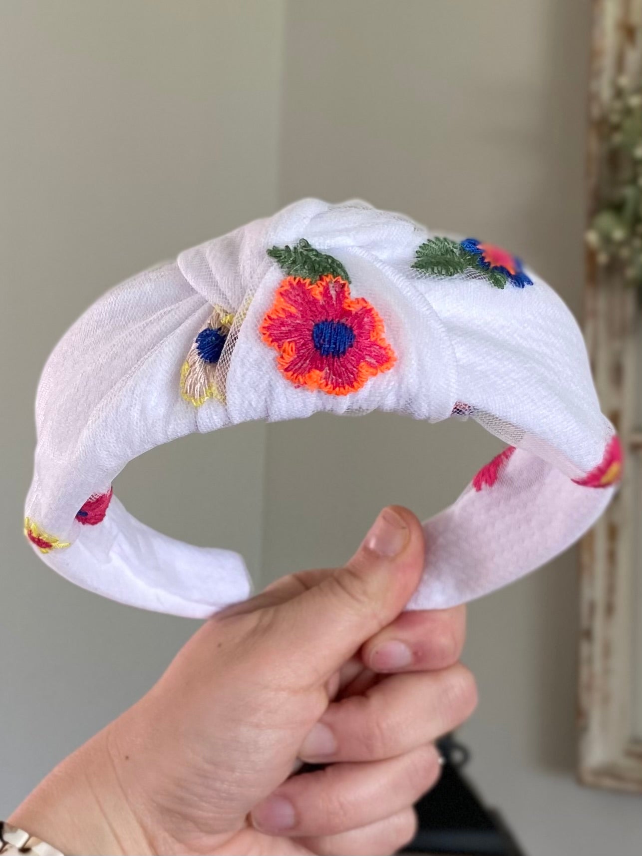 Embroidered Floral Mesh Knotted Headband