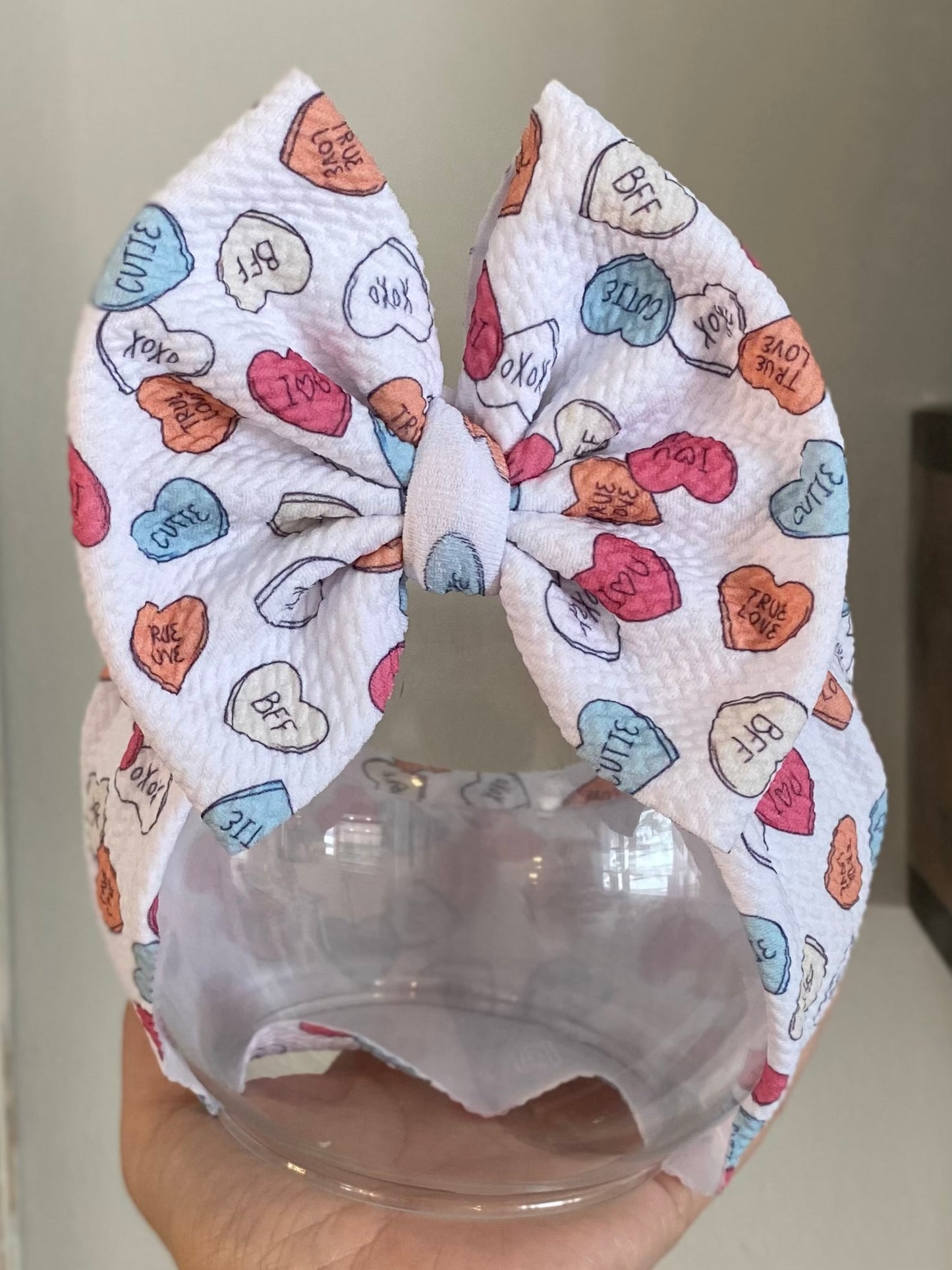 Neutral Conversation Hearts Wrap