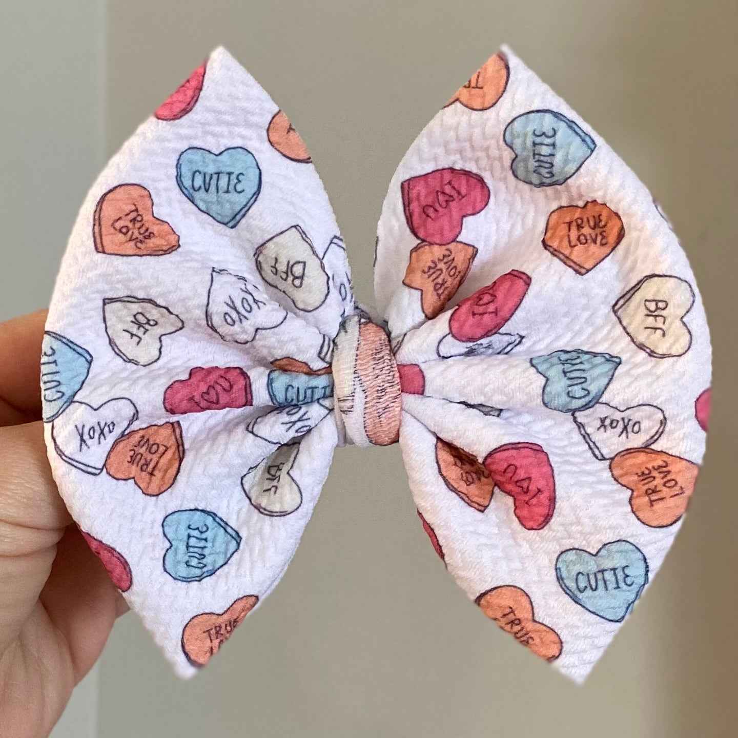 Neutral Conversation Hearts Bow