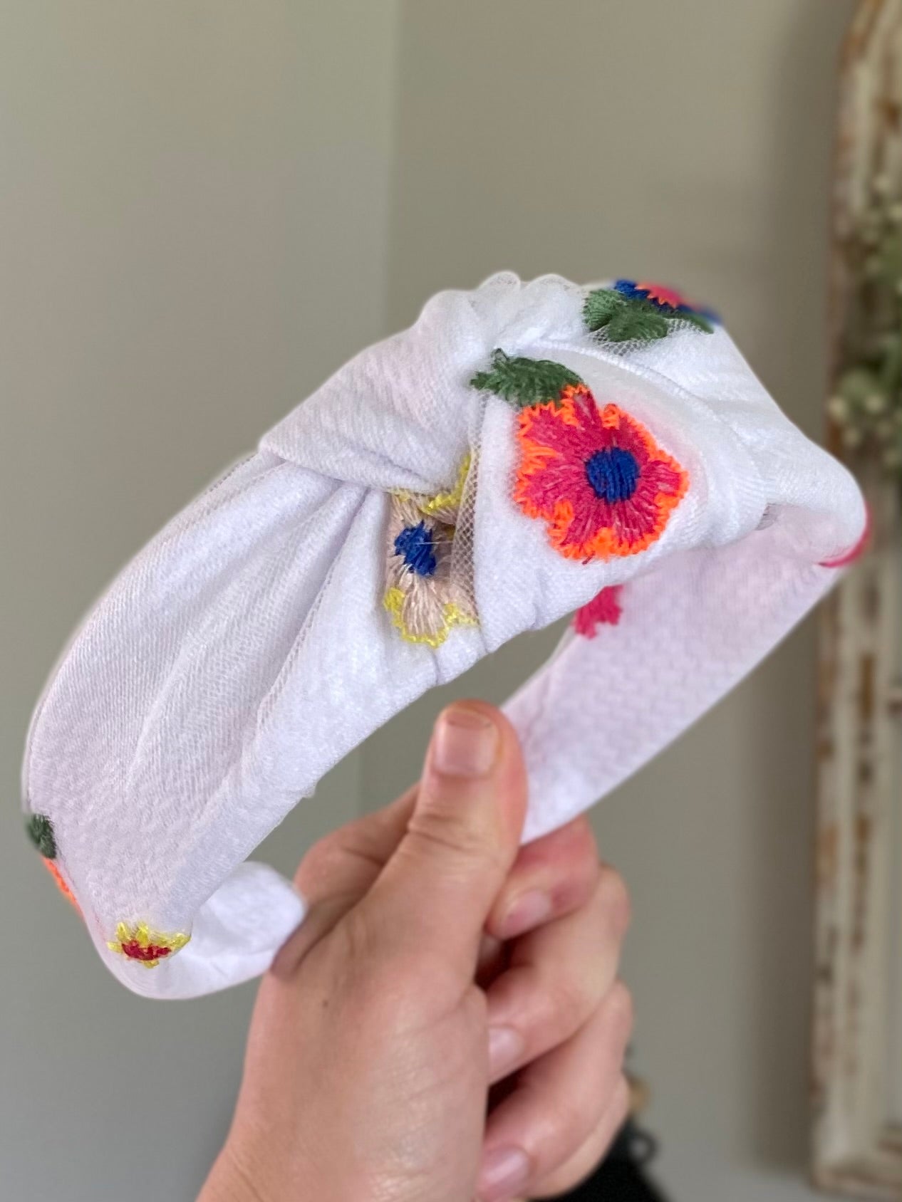Embroidered Floral Mesh Knotted Headband