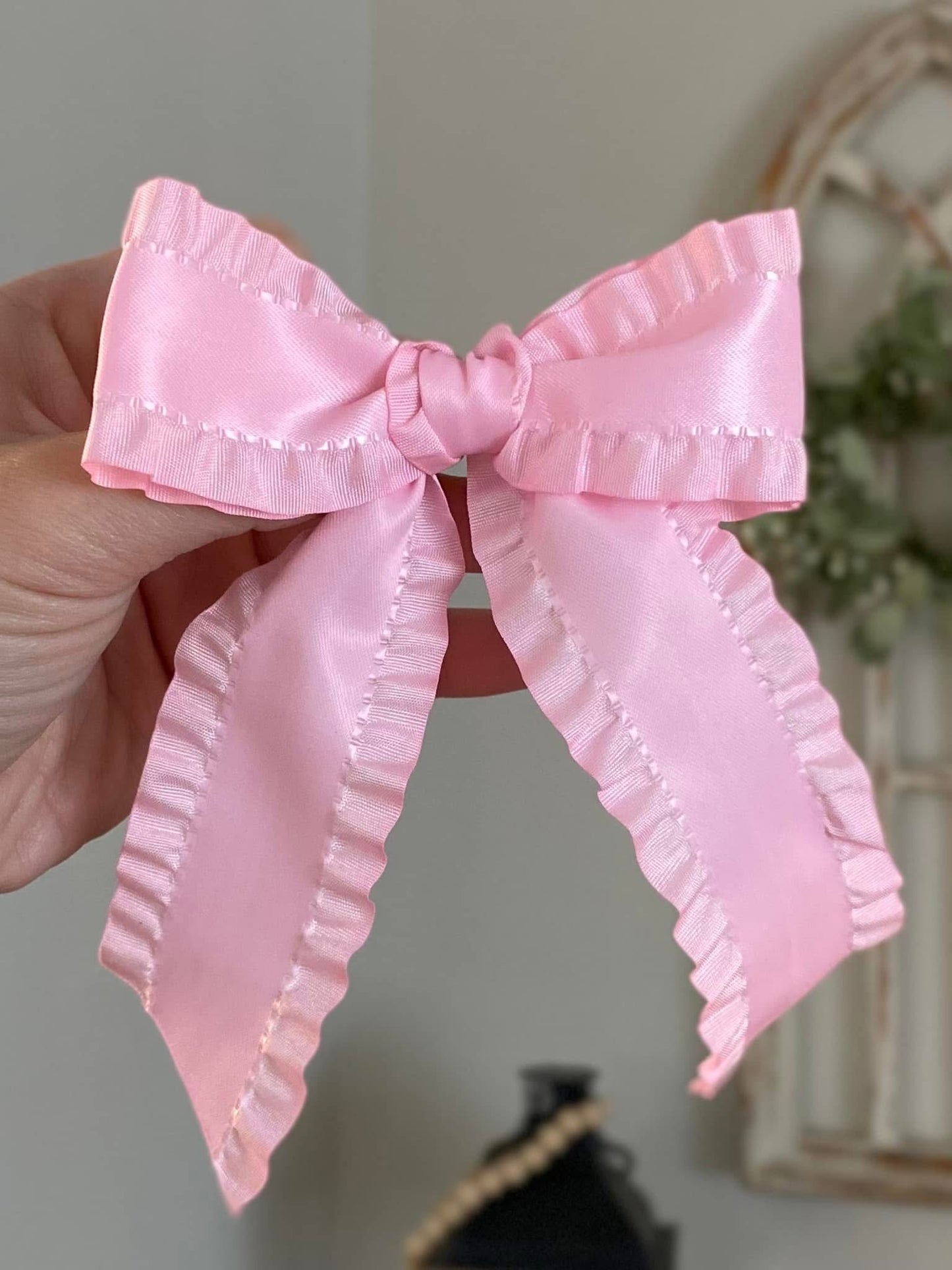 Ruffle Ribbon Bow