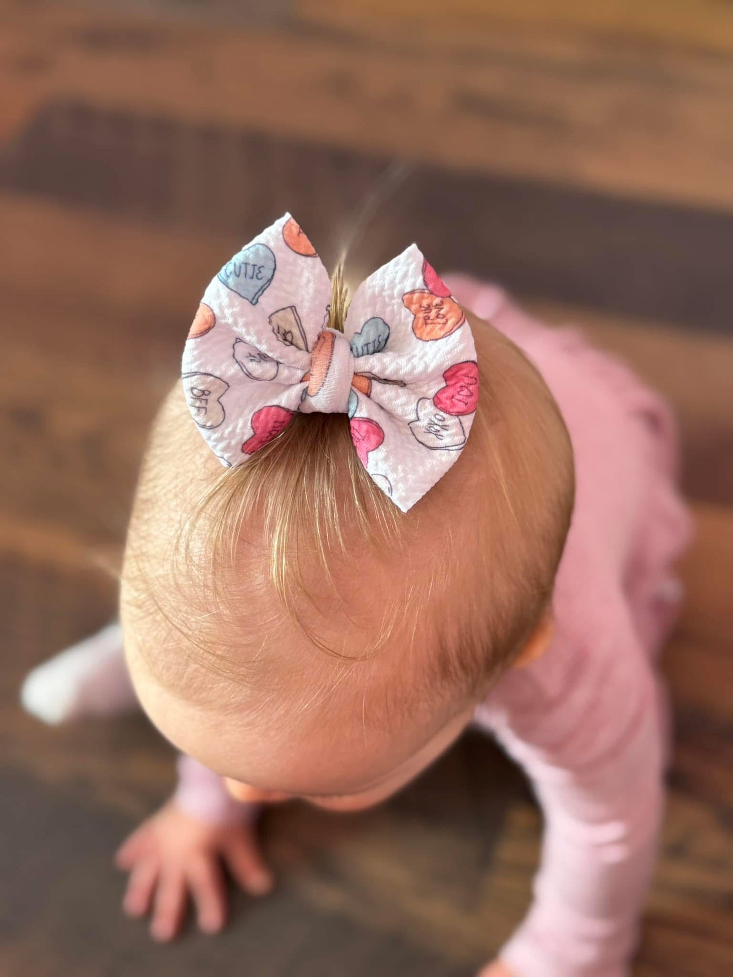 Neutral Conversation Hearts Bow