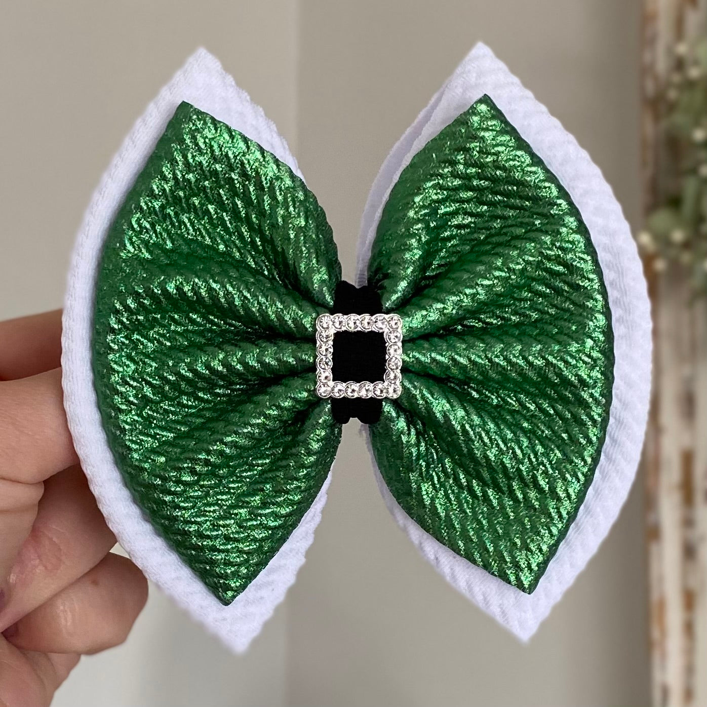 Santa Buckle Bow