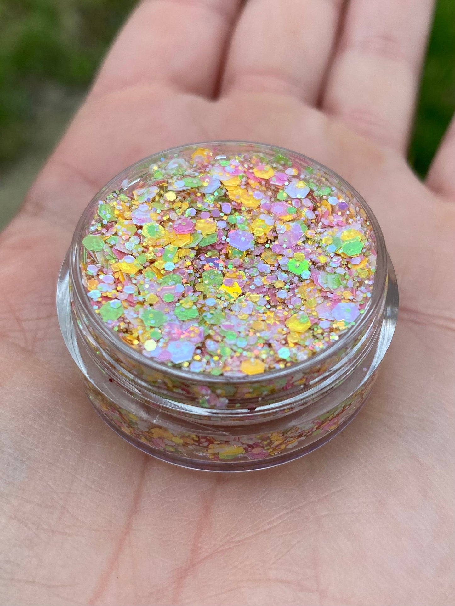 Chasing Summer Hair Glitter