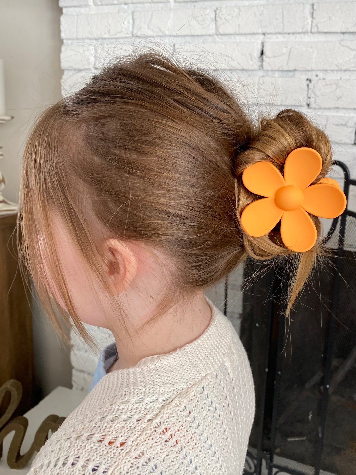 Spring Daisy Claw Clip