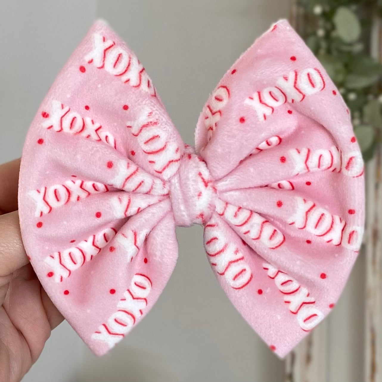 Pink Xoxo Velvet Bow