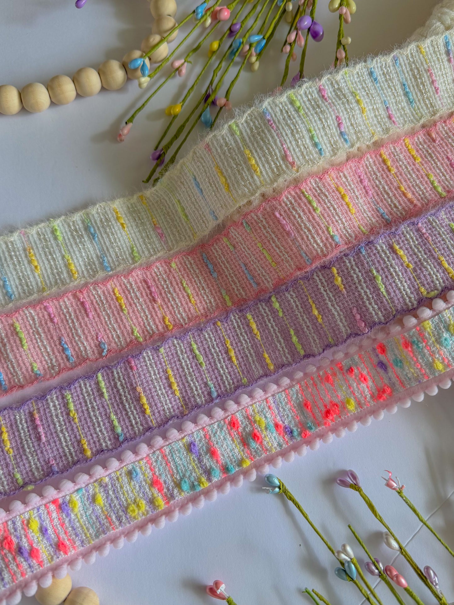 Confetti Knit Ribbon Bow