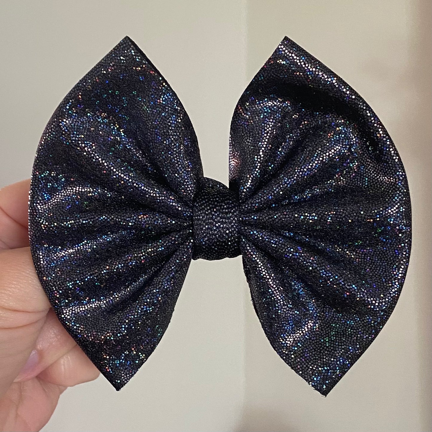 Black Holographic Bow