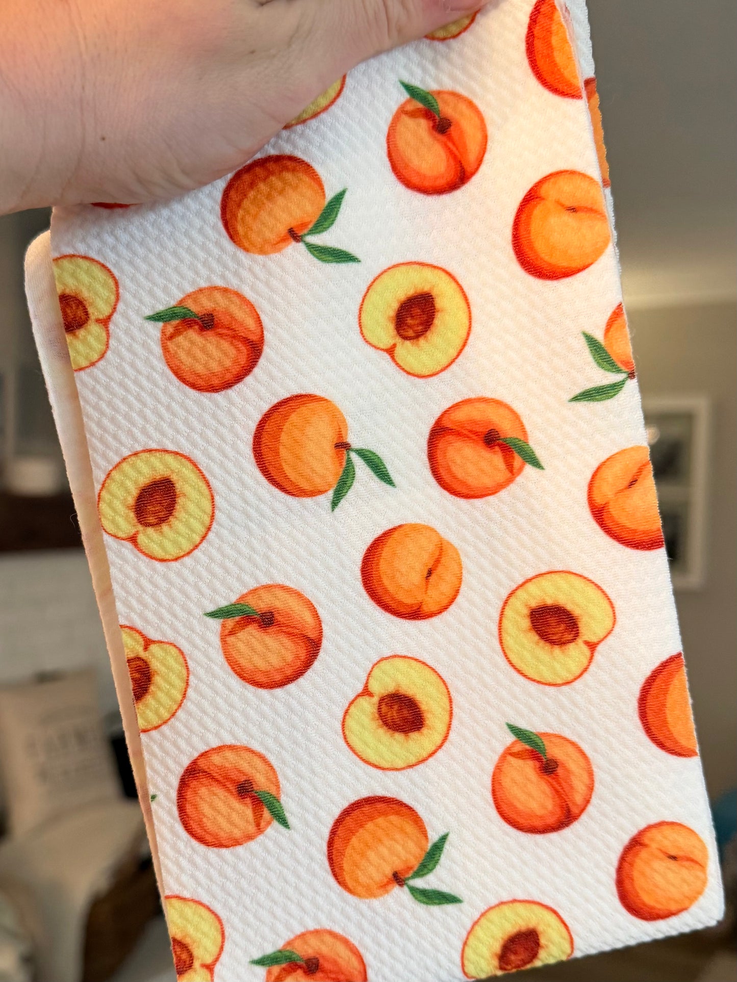 Peaches Bow