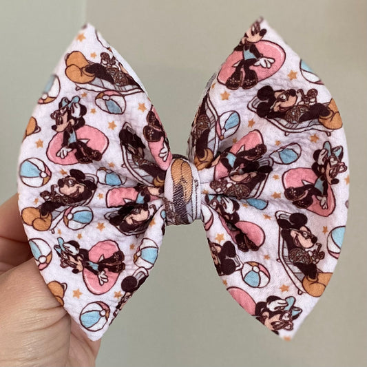 Minnie’s Pool Party Bow