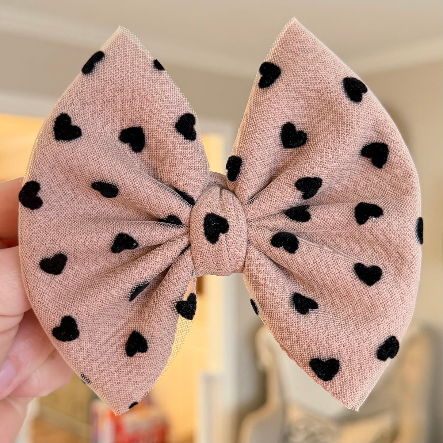 Heart Mesh Bow