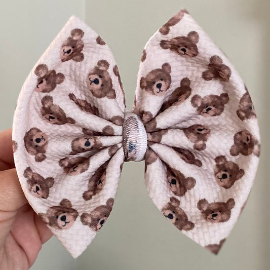Bear-y Beige Bow