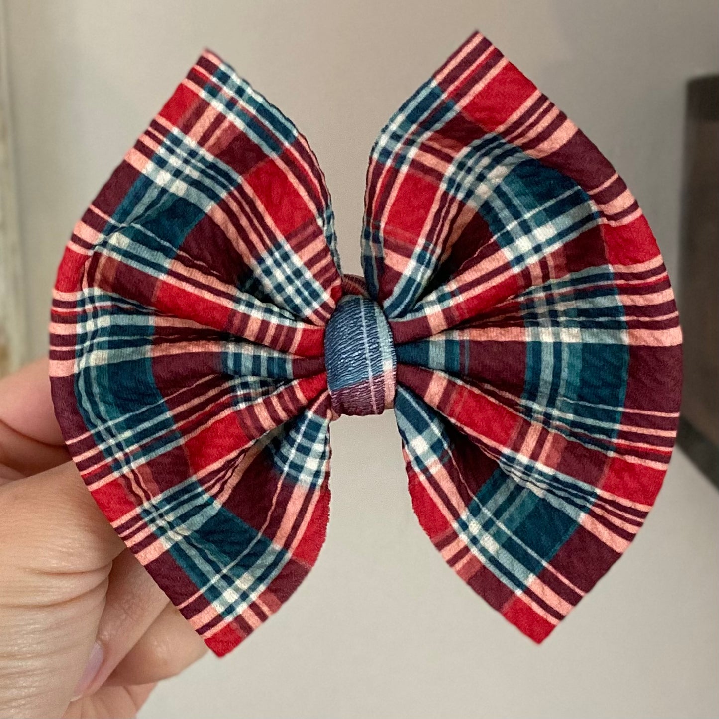 Christmas Plaid Bow