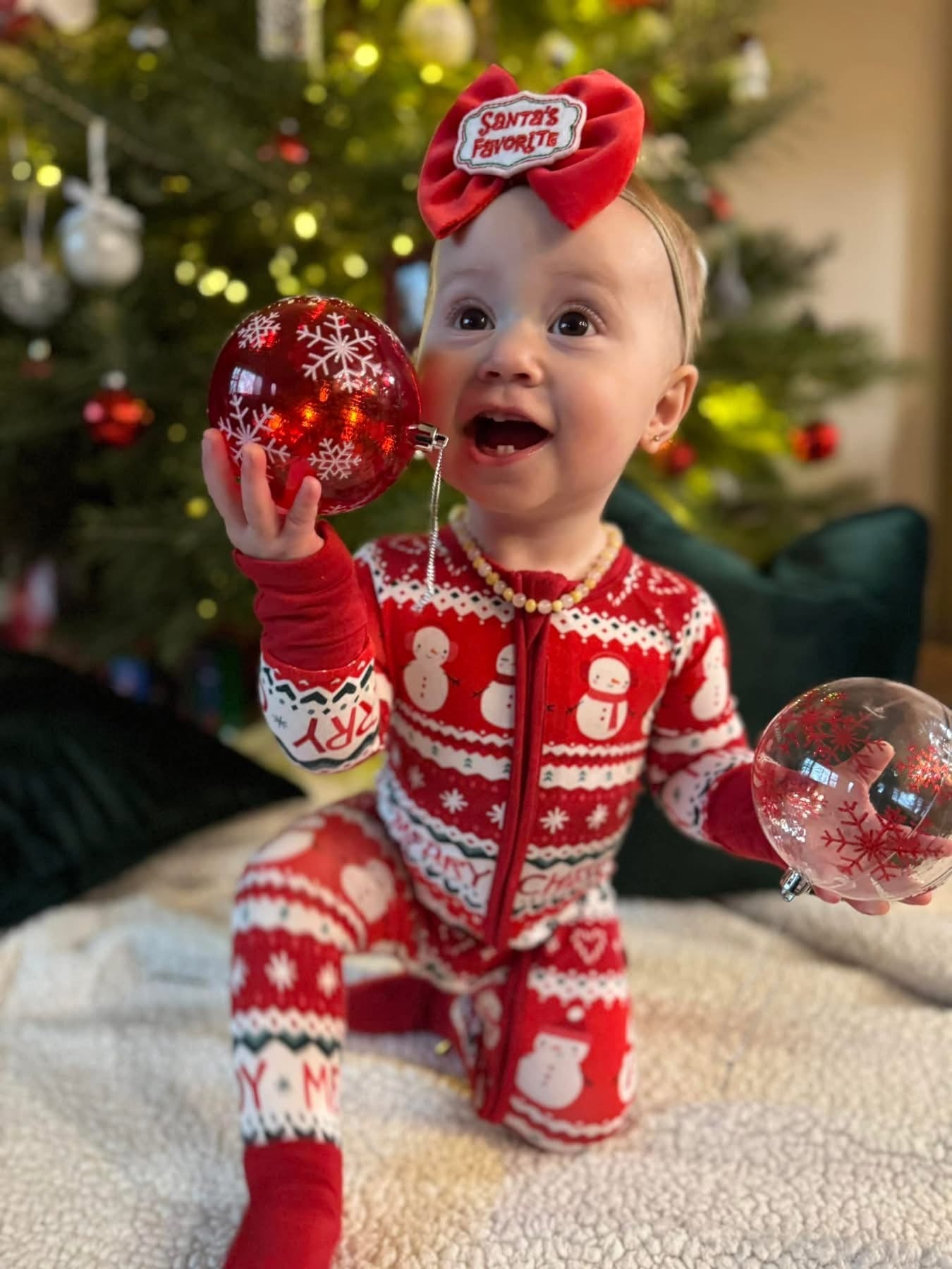 Santa’s Favorite Bow