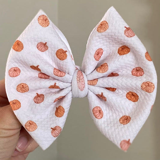 Peachy Pumpkin Bow