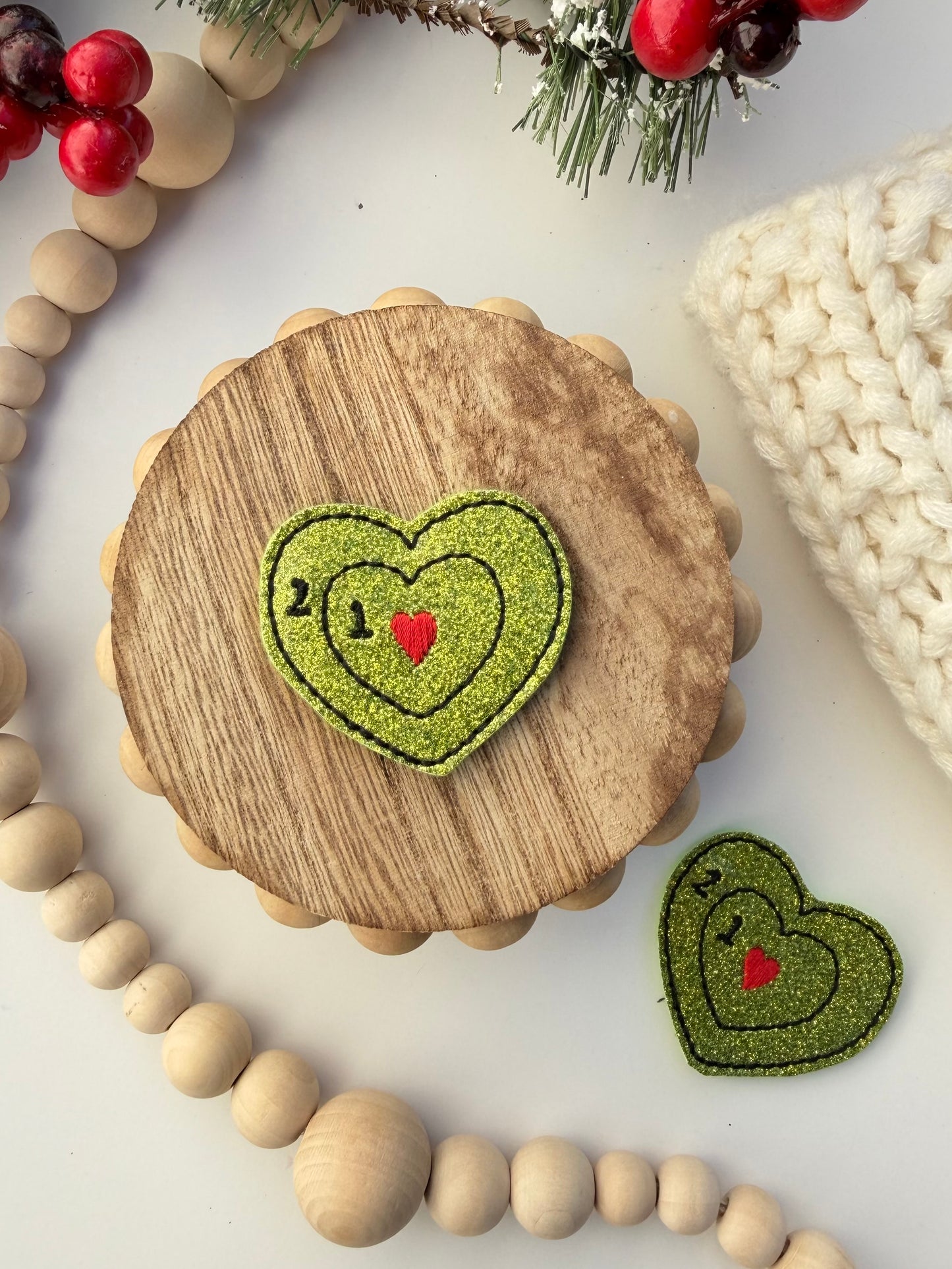 Grinch Heart Clip/Bow