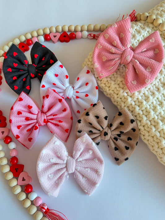 Heart Mesh Bow