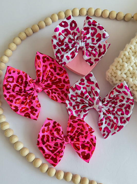 Holographic Leopard Bow