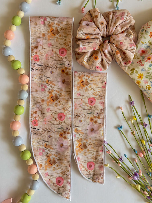 Beige Floral Bows + Scrunchies