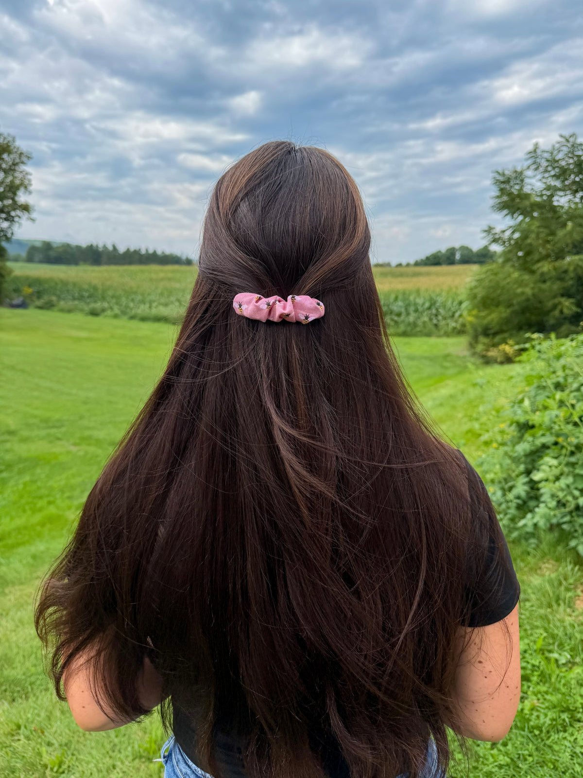 Mauve Bees Scrunchie Barrette