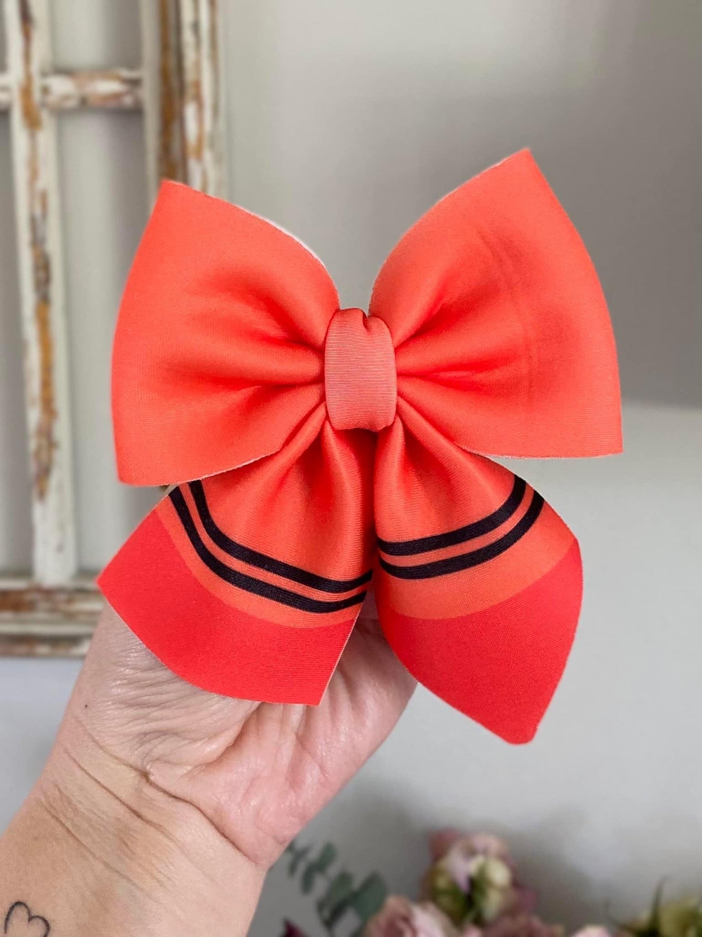 Crayon Sailor Bow