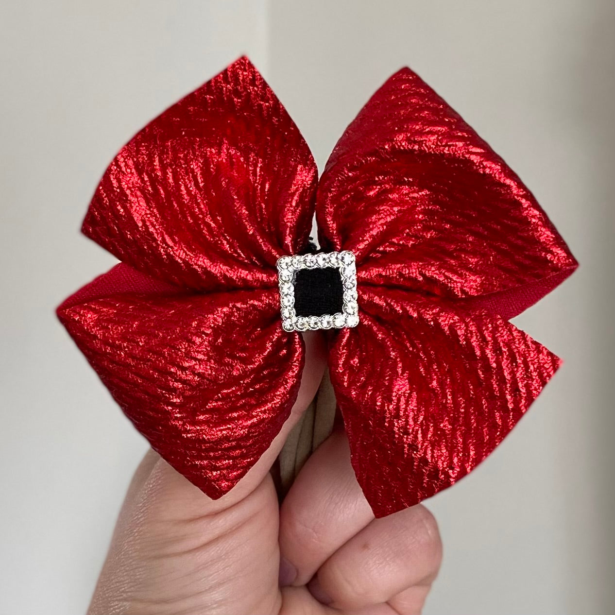 Santa Buckle Bow