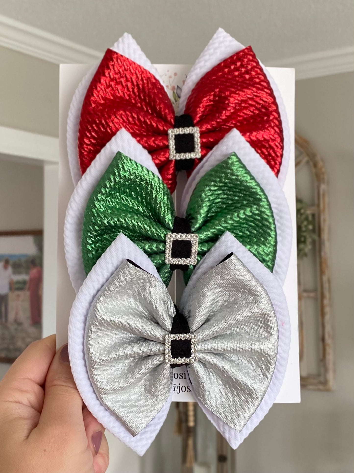 Santa Buckle Bow