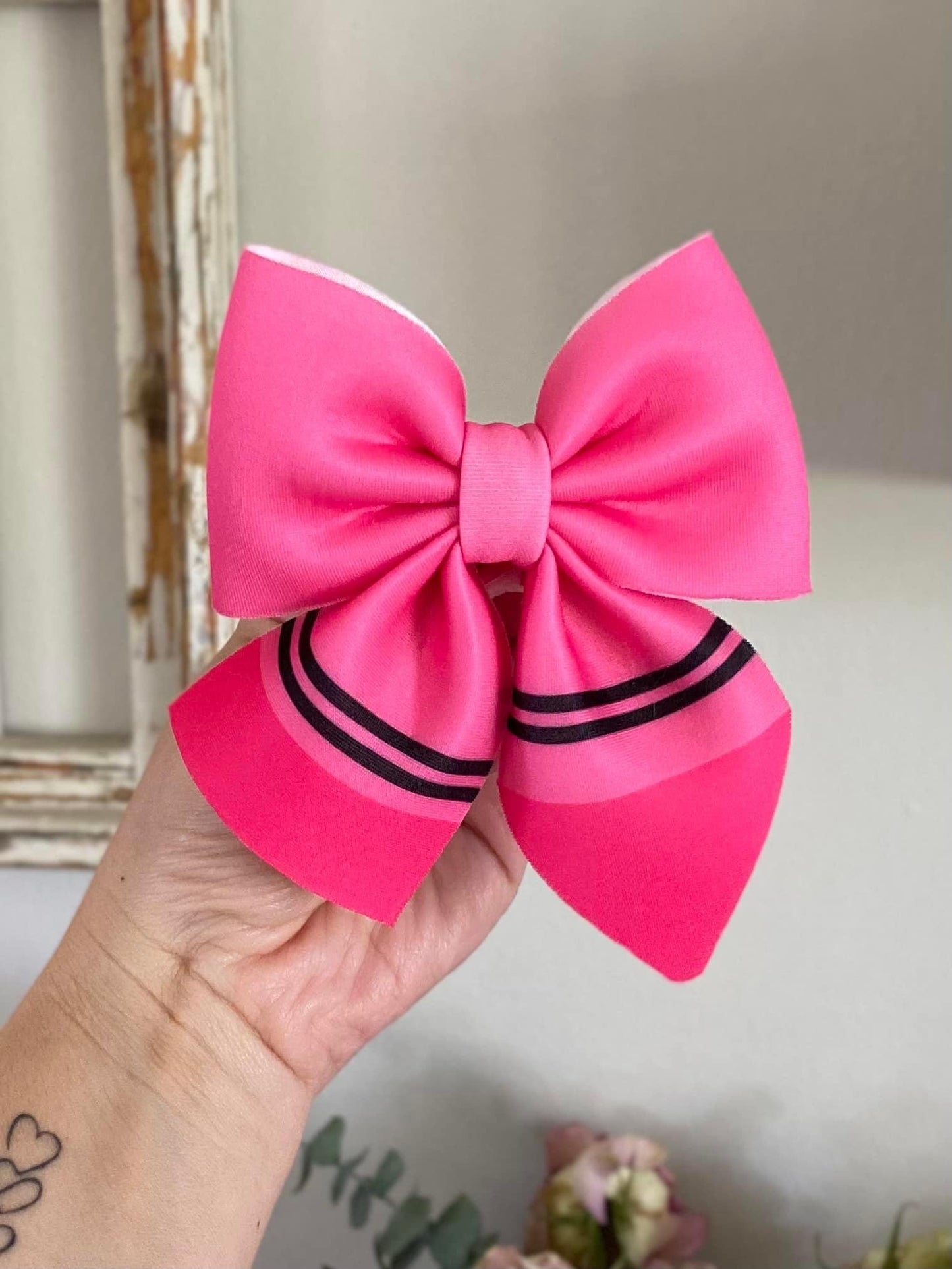 Crayon Sailor Bow