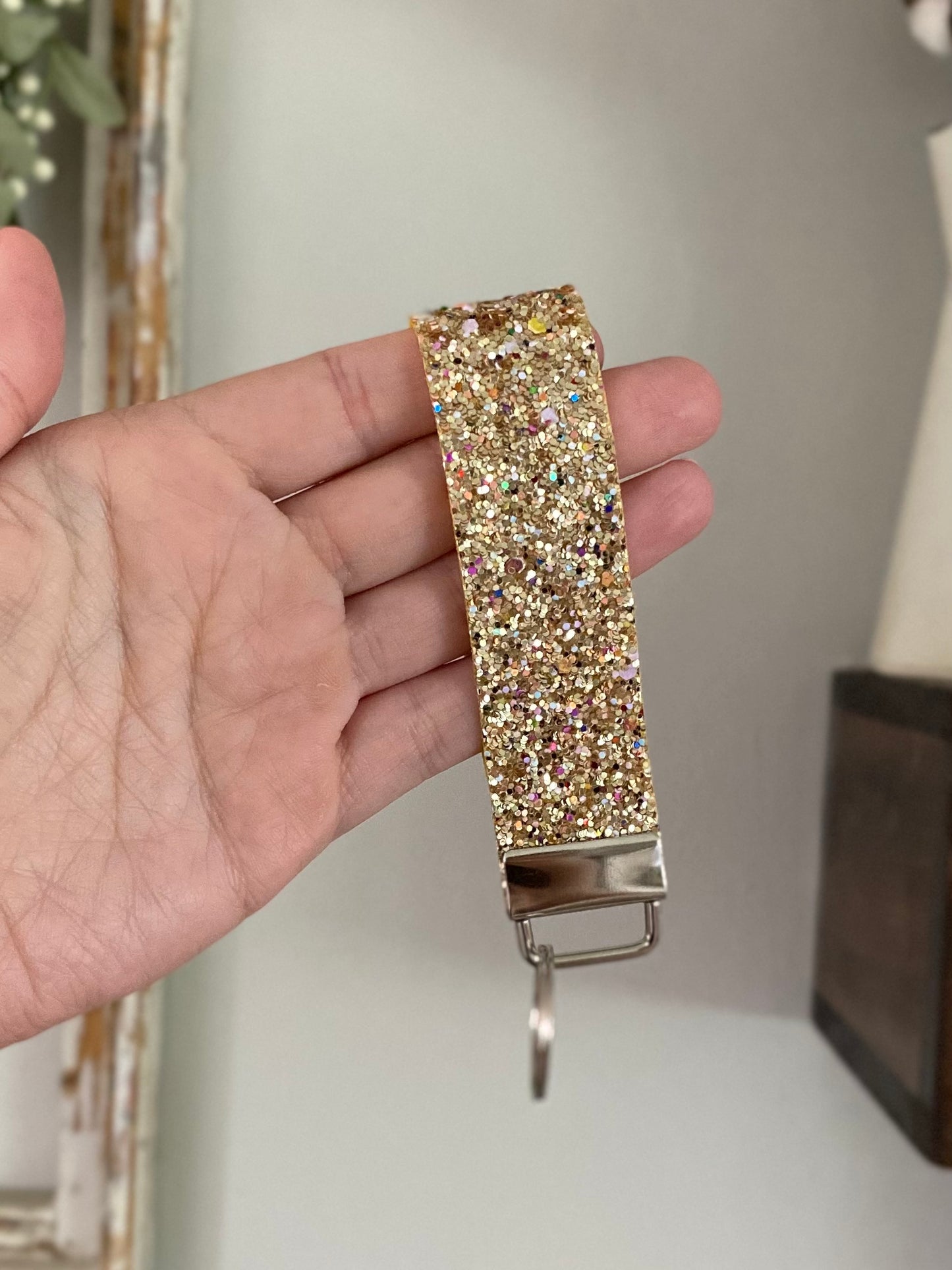 Chunky Gold Glitter Keychain