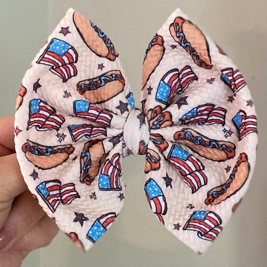 Classic Cookout Bow