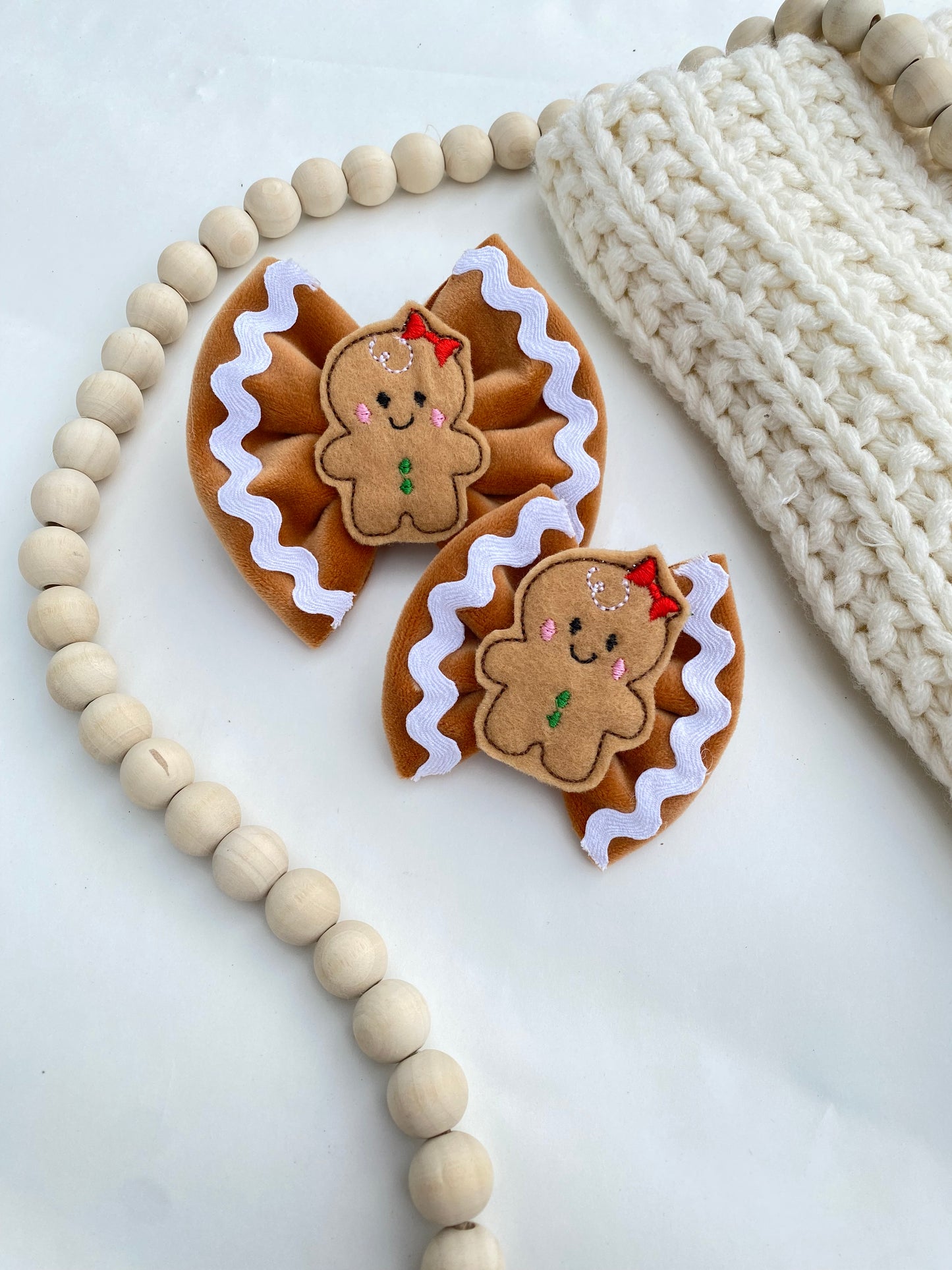 Gingerbread Velvet Bow
