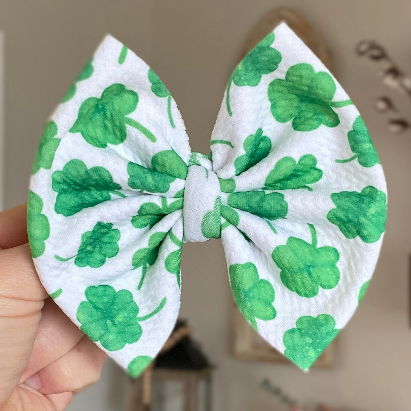 Shamrocks Bow