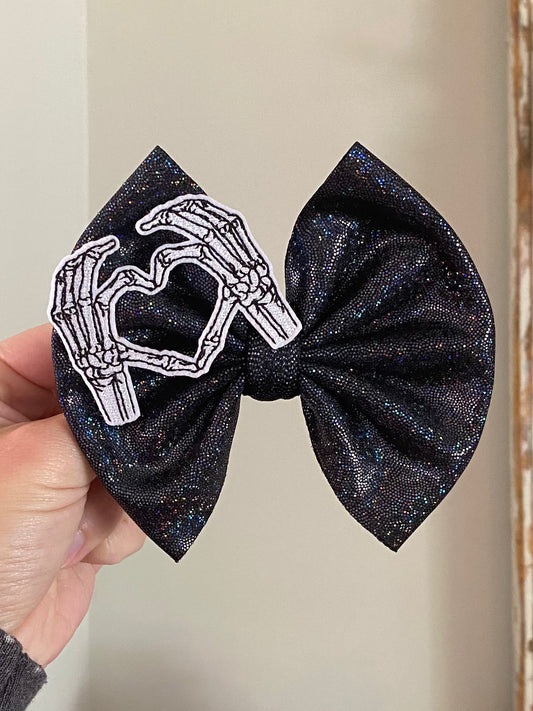 Skull Heart Holo Bow