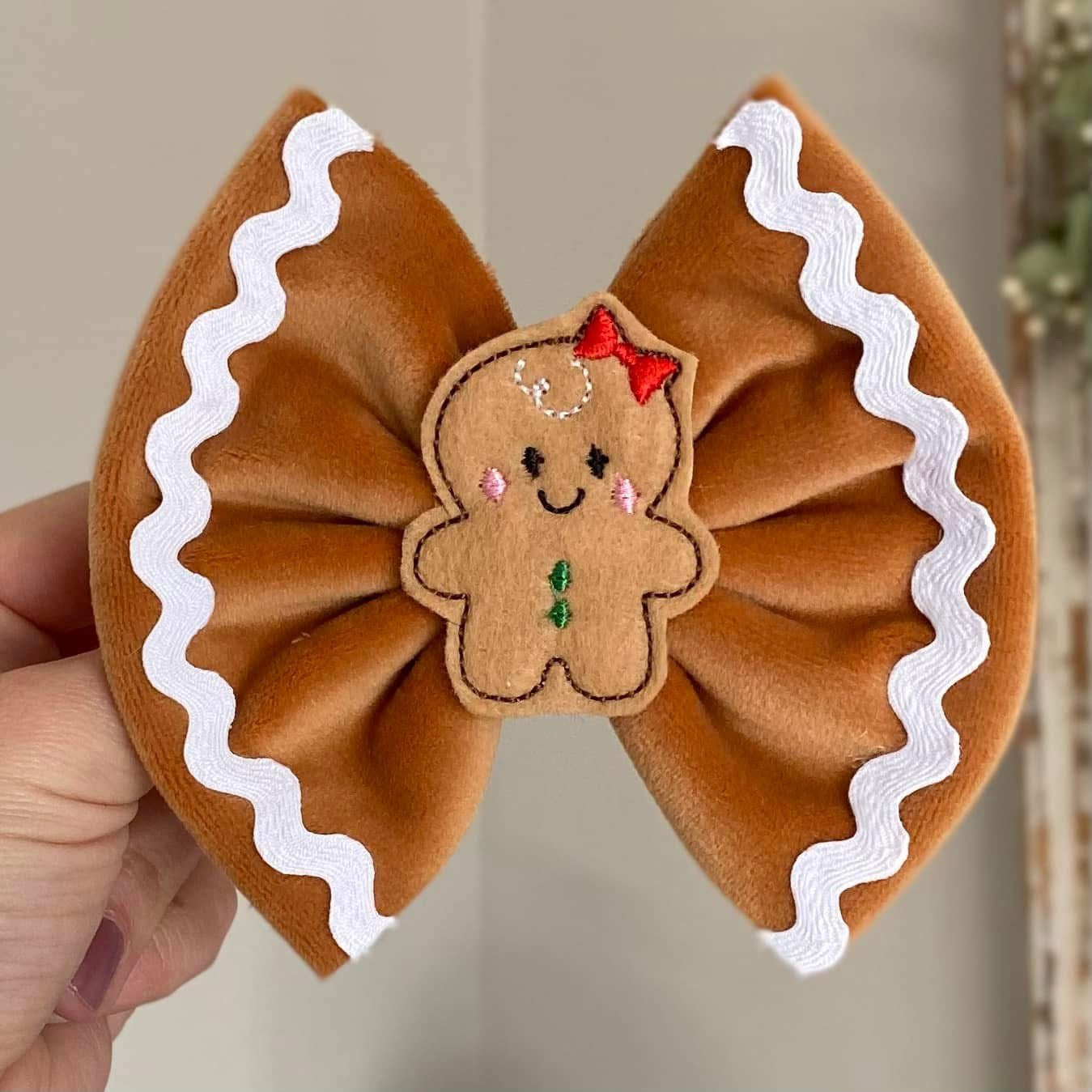 Gingerbread Velvet Bow