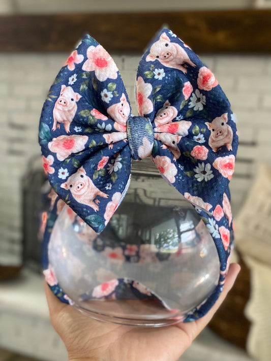 Floral Pigs Bow