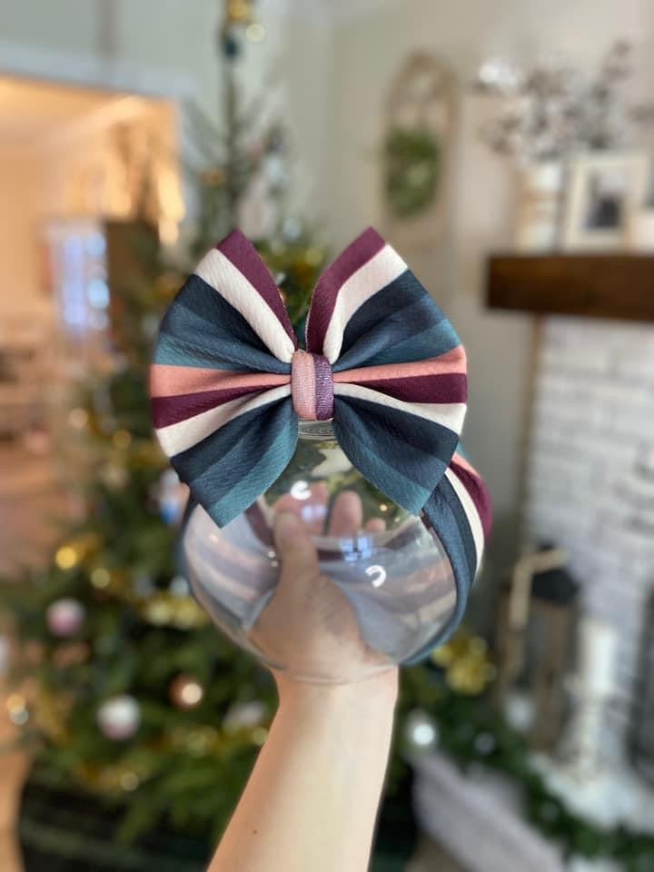 Winter Stripe Bow