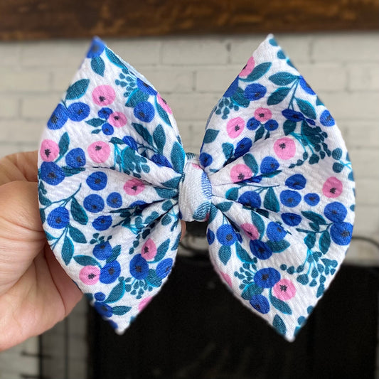 Blueberry Bow