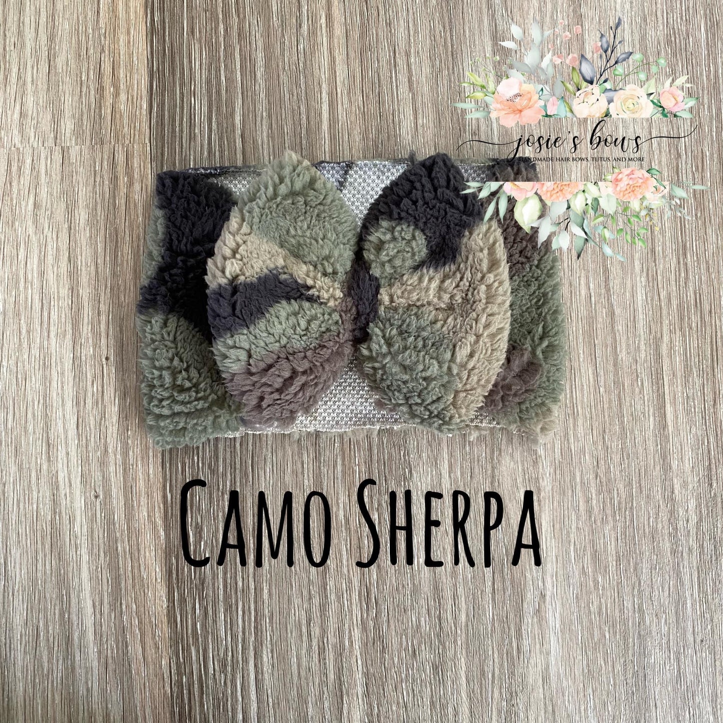 Camo Sherpa Bow