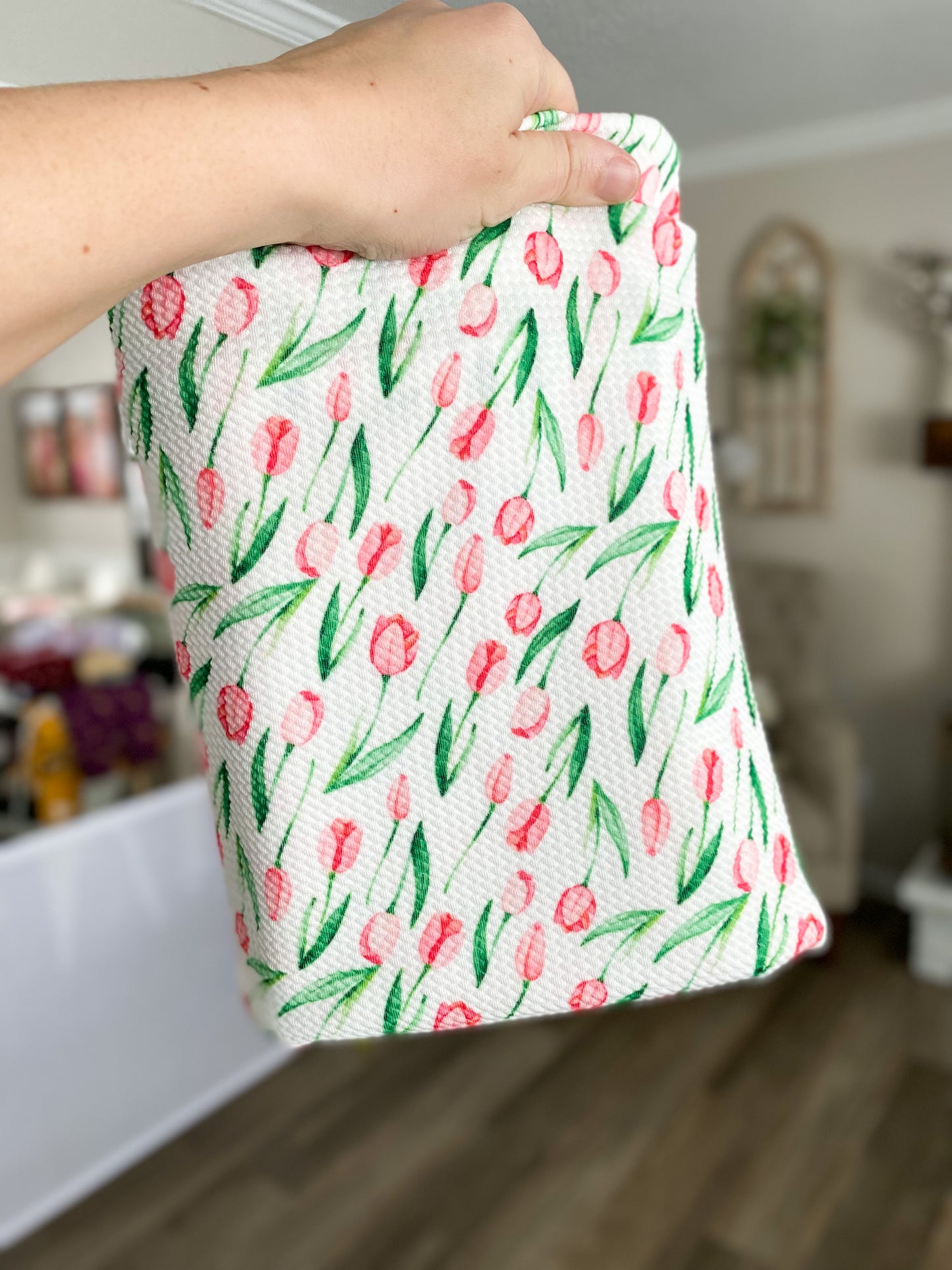 Tulips Wrap